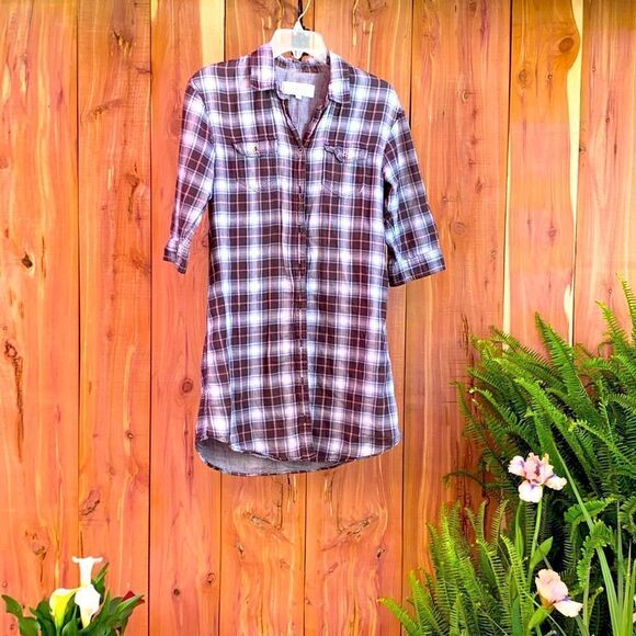 Ladies mid-sleeve shirt size Small from Abercrombie & Fitch - Picture 3 of 8